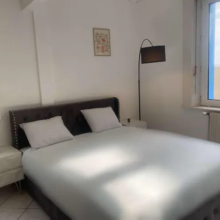 Sauna Et Cosy 50m De La Avec Parking Prive
