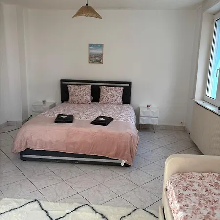 Sauna Et Cosy 50m De La Avec Parking Prive Lejlighed