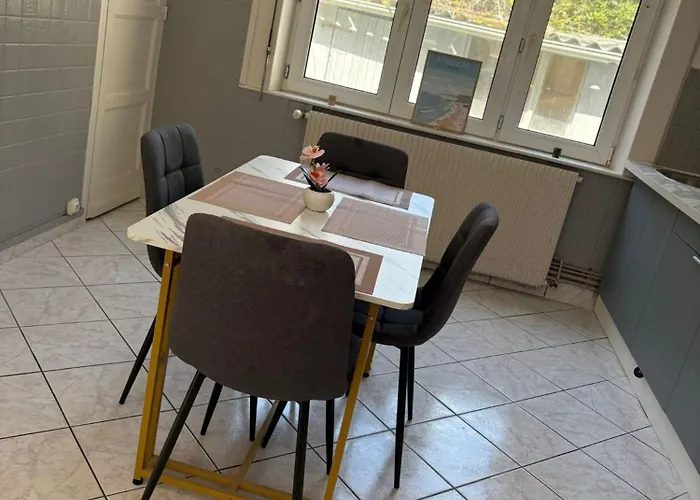 Cosy 50m De La Avec Parking Privé Appartamento *