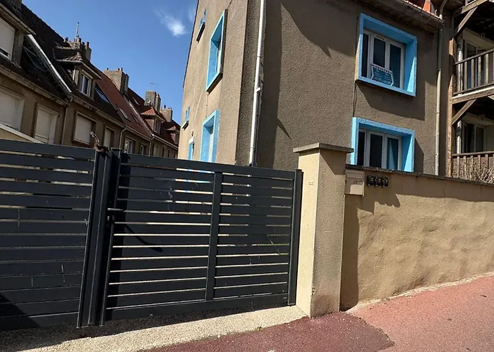 Cosy 50m De La Avec Parking Privé Appartamento *